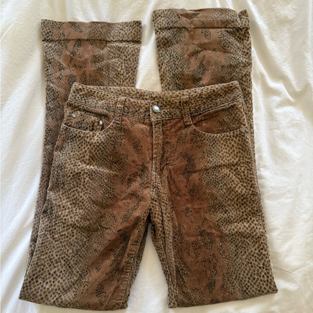 e.v.e. corduroy snake pants. W26 measurements (last photo)